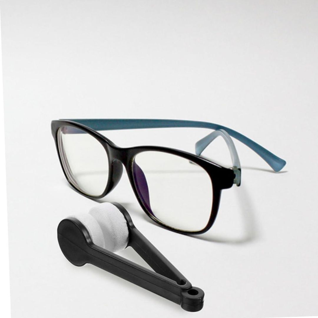 ClearClip - Dual-Sided Lens Cleaner