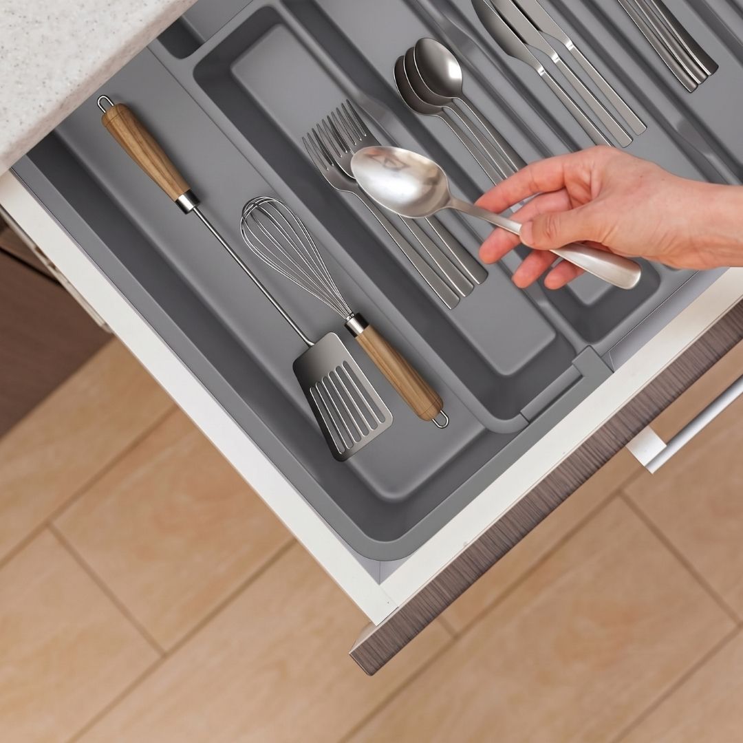 DrawerTray - Adjustable Cutlery Organizer